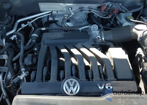 2019 Volkswagen Atlas 3.6L V6 Sel R-Line z USA, uszkodzony, nr VIN 1V2SR2CA3KC600378
